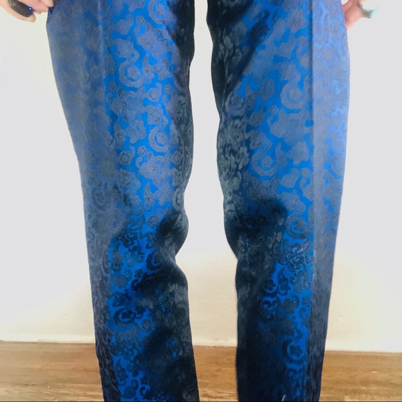 🔥SOLD🔥90s VTG ANN TAYLOR Blue Paisley Silk Tapered Pants - Picture 9 of 11